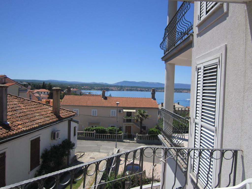Apartments Antonia Malinska Bilik gambar