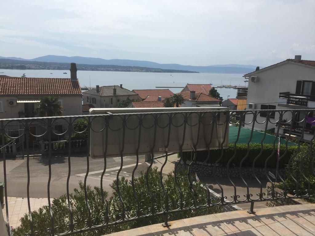 Apartments Antonia Malinska Luaran gambar