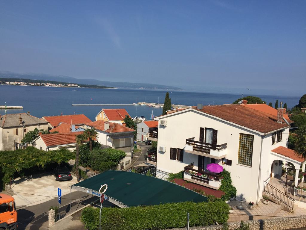 Apartments Antonia Malinska Luaran gambar